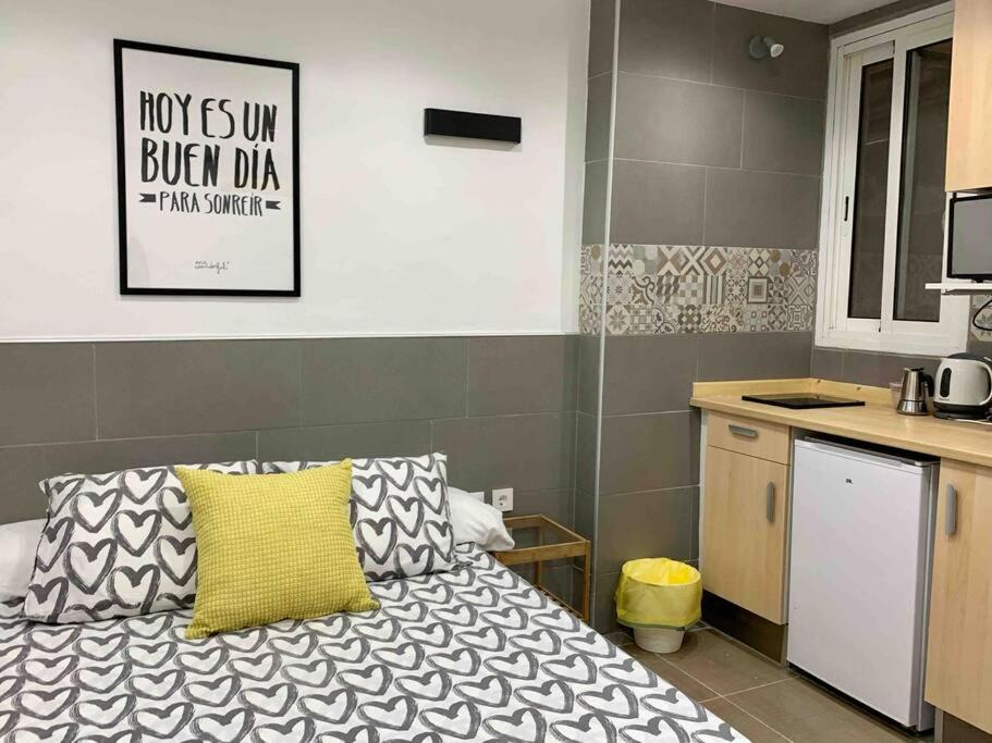 Nice Apartment In Barcelona By Perita Next Metro St T1 Extérieur photo